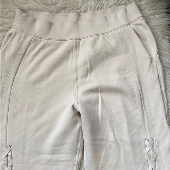 Lululemon Braided Detail High Rise Jogger White Opal size 16 - Picture 4 of 6